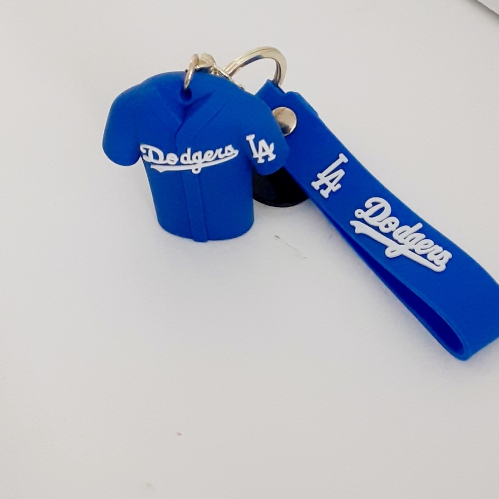 Blue LA Dodgers Keychain - Picture 3 of 4